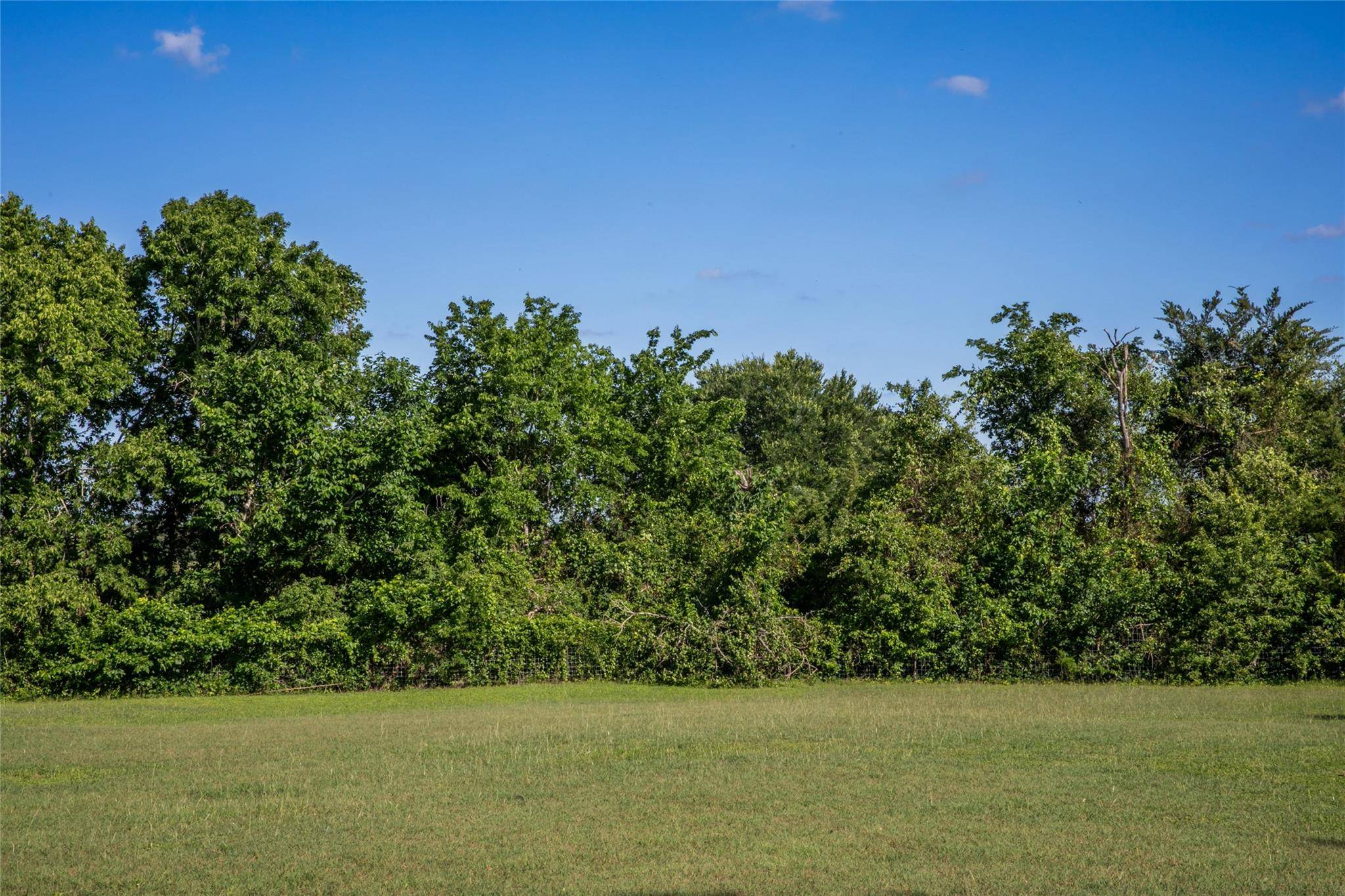 8660 Cedar Hill RD, Brenham, TX 77833