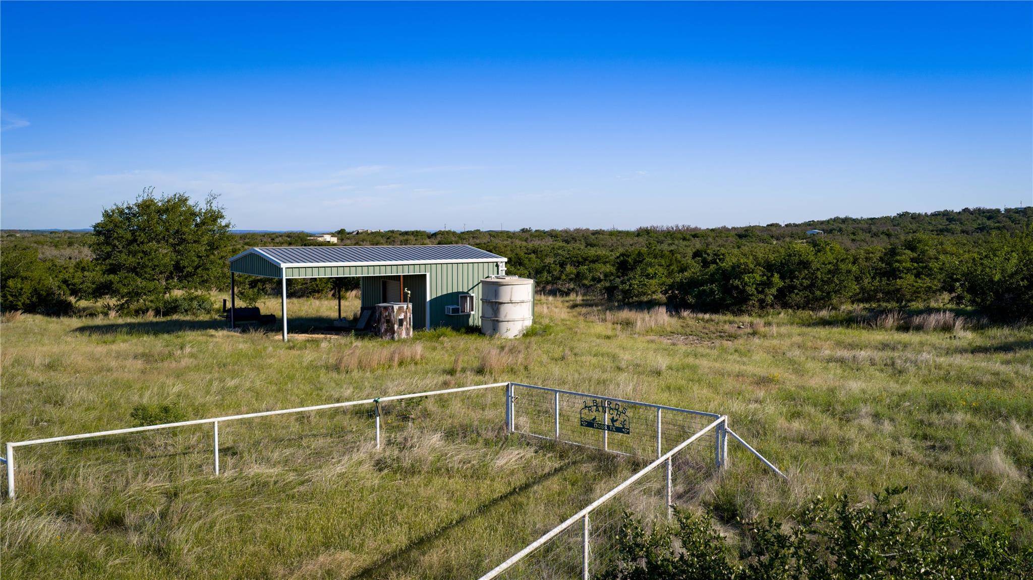 3276 Link RD, Doss, TX 78618