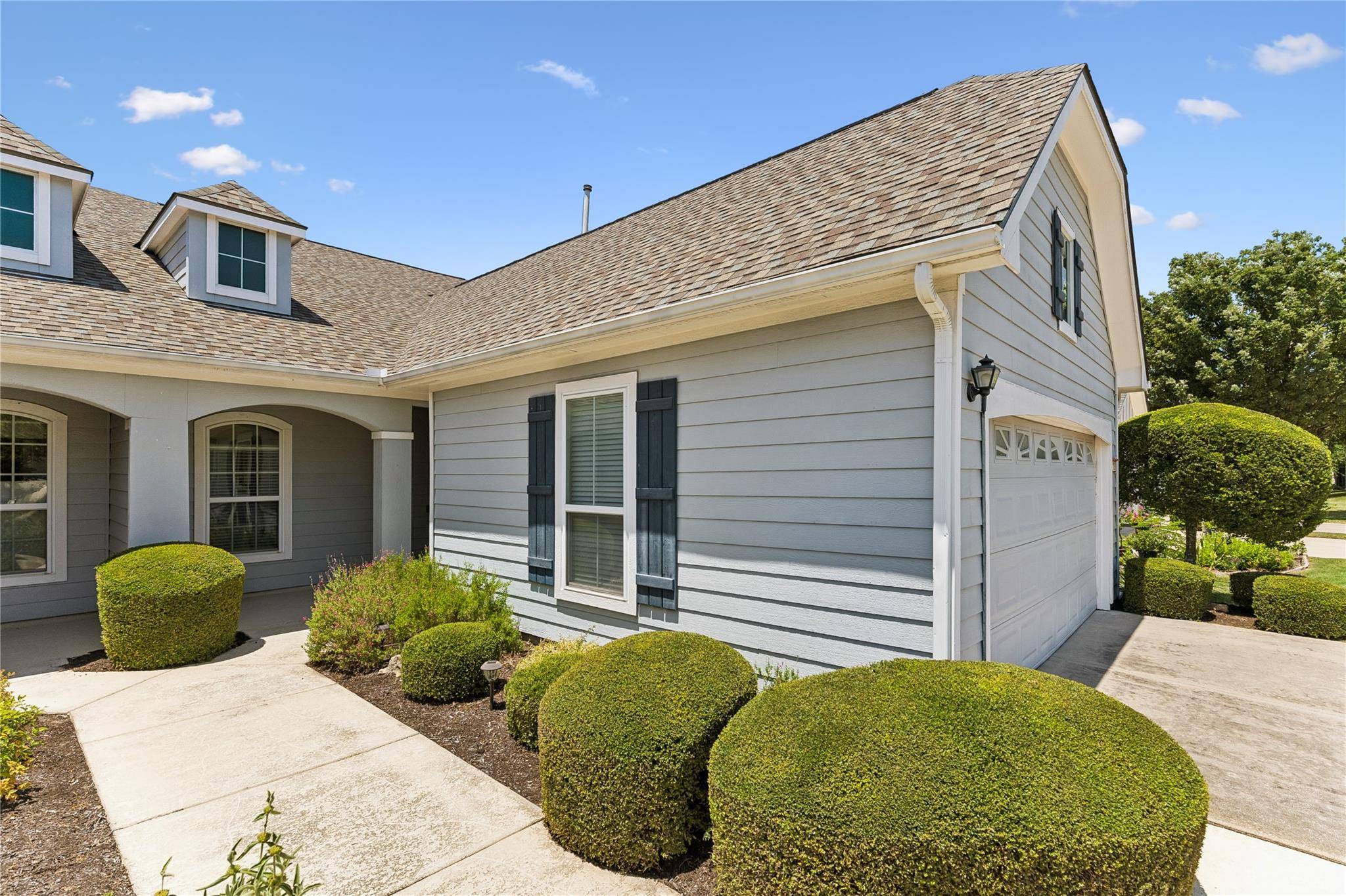 120 Bowie CIR, Georgetown, TX 78633