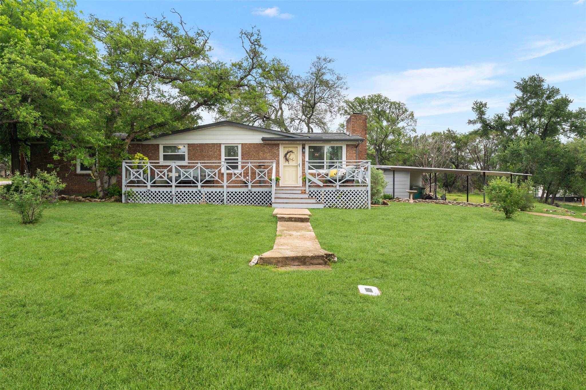 51 Cliffside CIR, Belton, TX 76513
