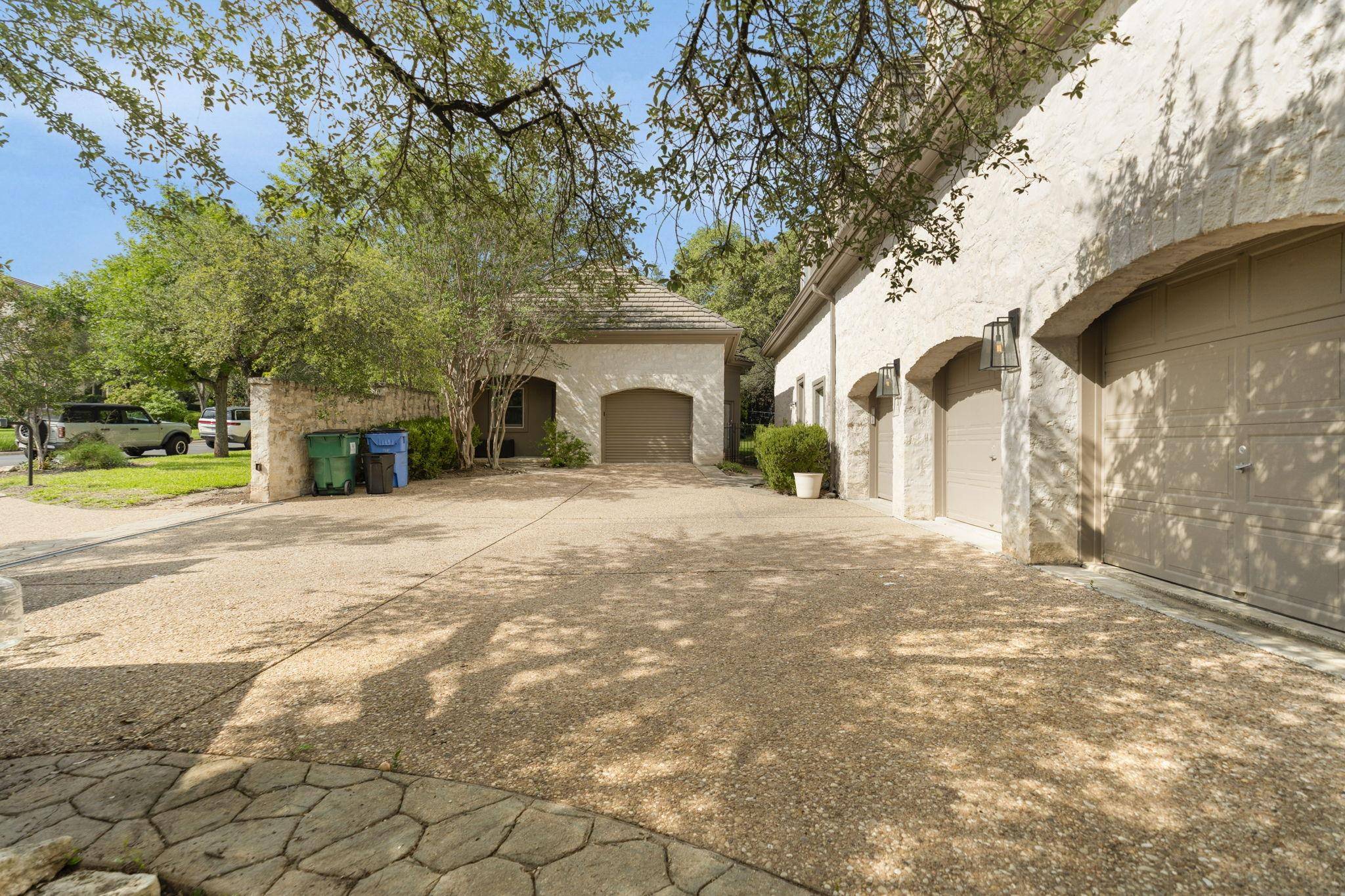8616 Mendocino DR, Austin, TX 78735