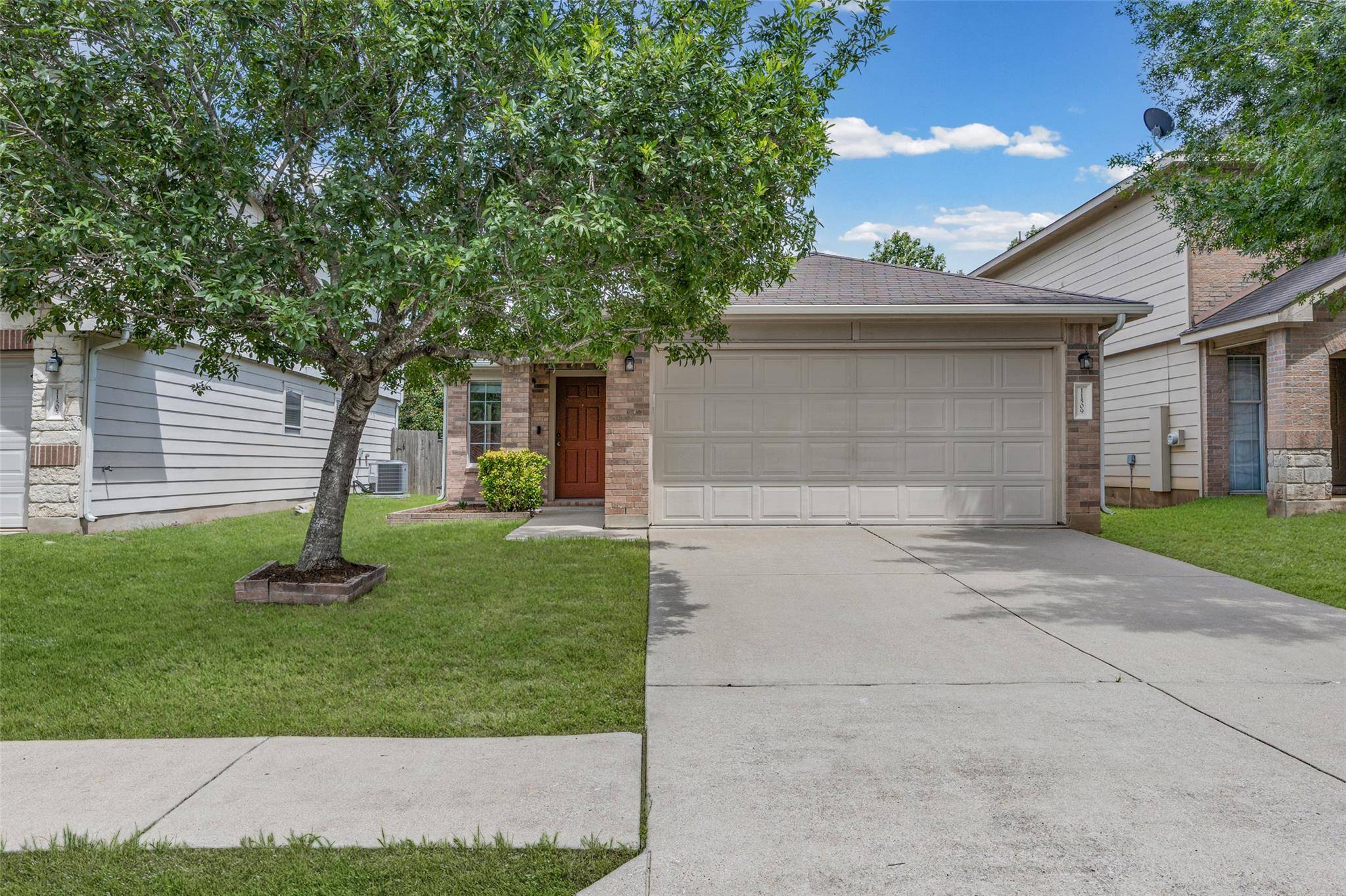 11509 Autumn Ash DR, Manchaca, TX 78652