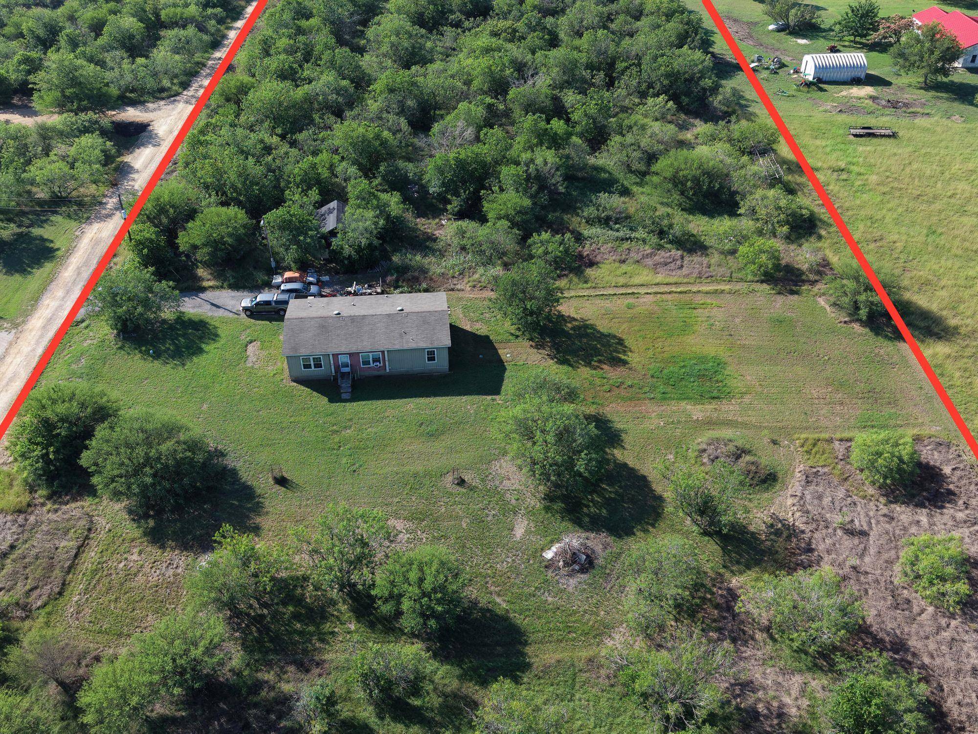 100 Northridge LN, Martindale, TX 78655