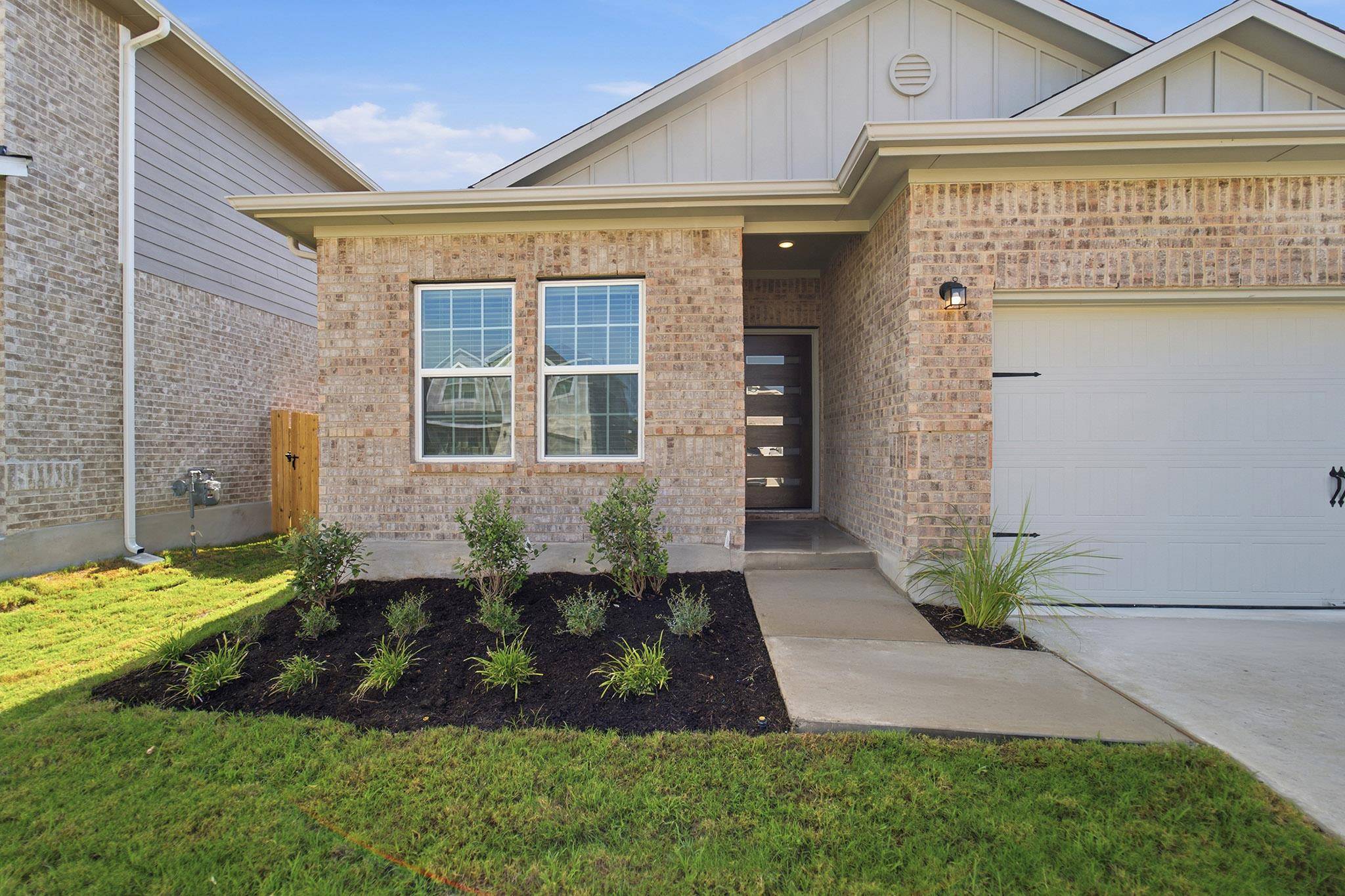 341 Begonia ST, Buda, TX 78610