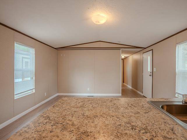 119 Royal ST, Taylor, TX 76574