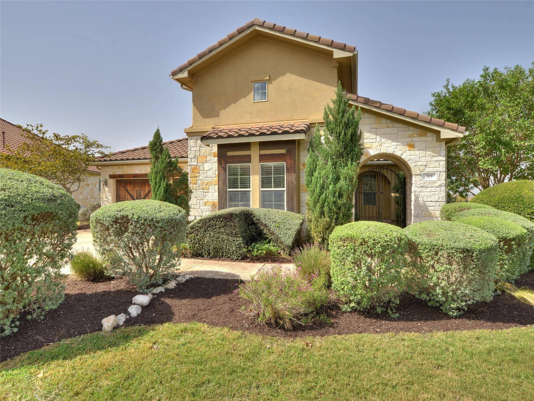 315 Bonaire CT, Lakeway, TX 78738