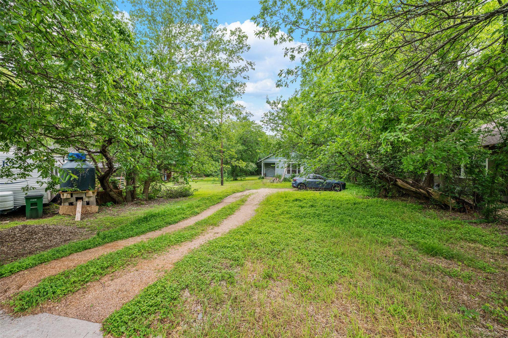 1132 Eleanor ST, Austin, TX 78721
