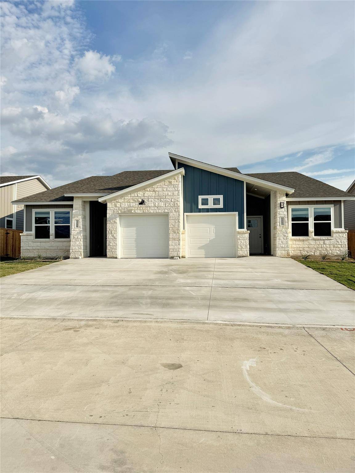 108 Zayd CT #B, Jarrell, TX 76537