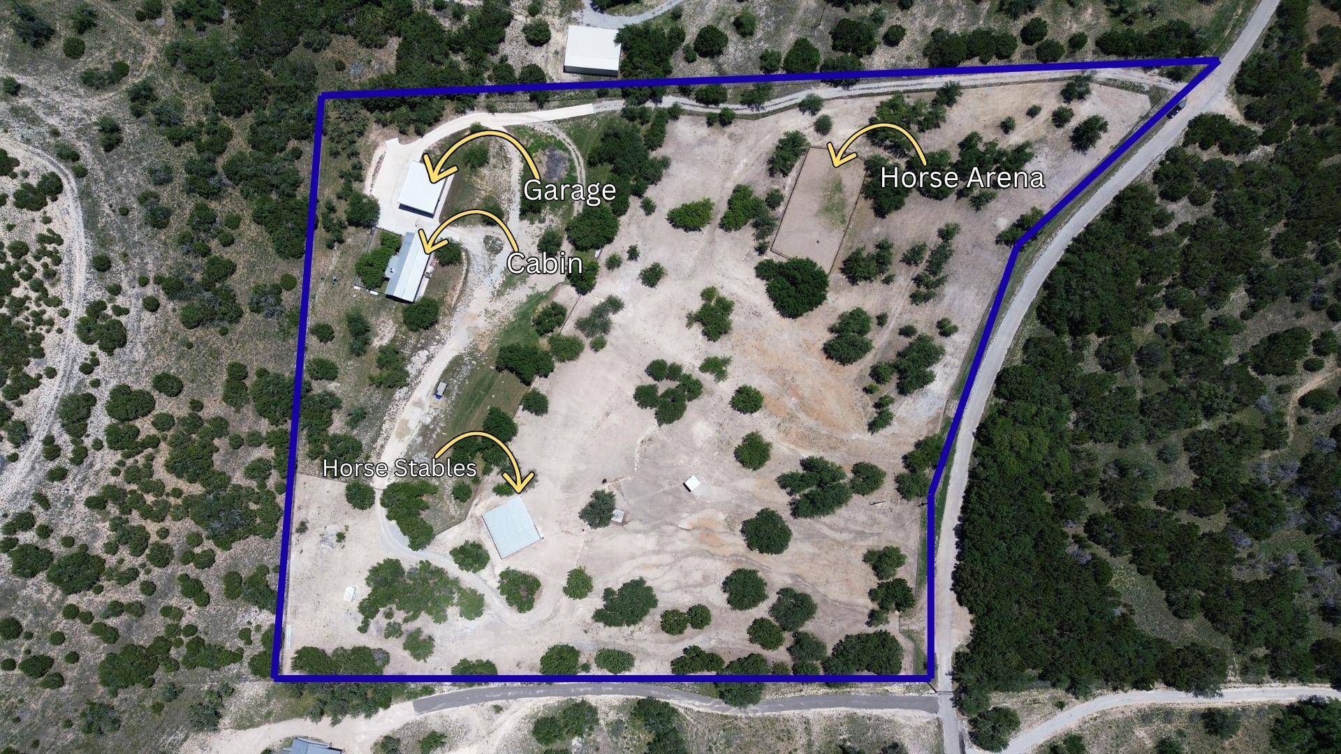 496 Middleton RD, Spicewood, TX 78669
