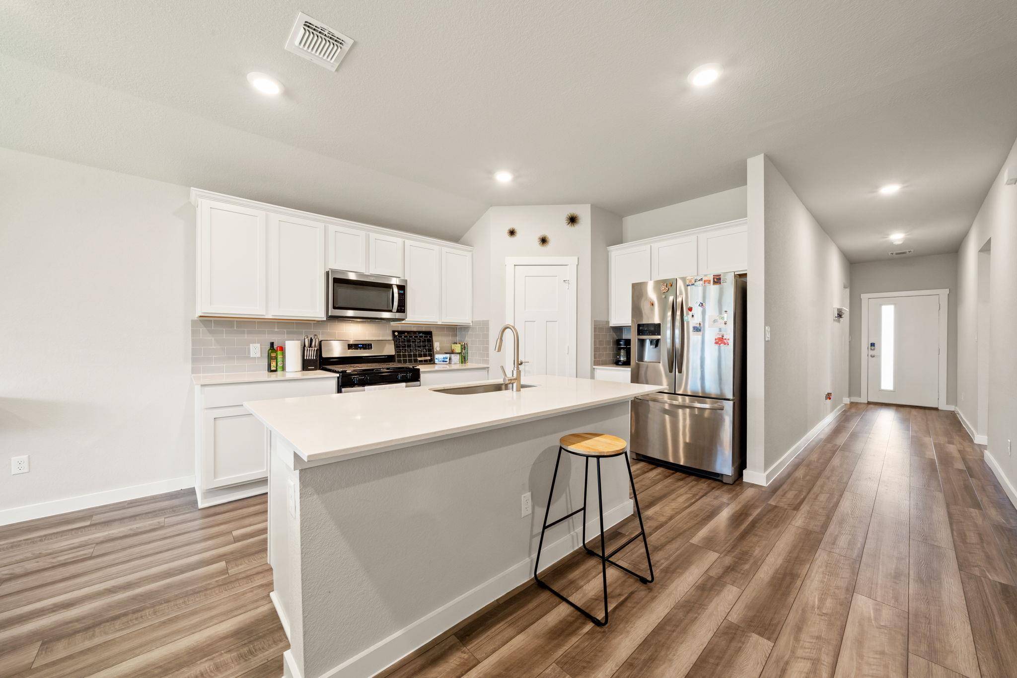 1117 Tipton ST, Georgetown, TX 78633