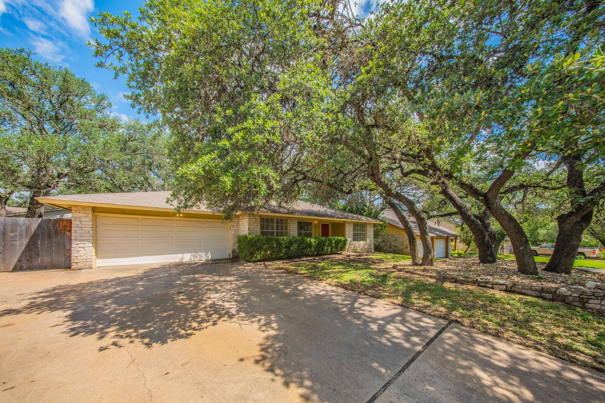 4504 Langtry LN, Austin, TX 78749