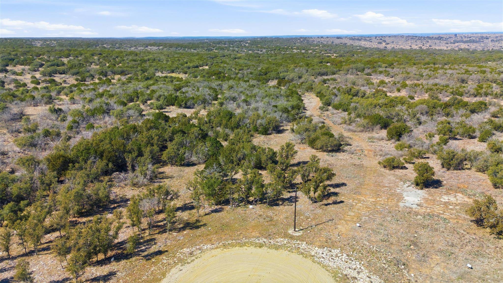 1145 Longview LN, San Saba, TX 76877