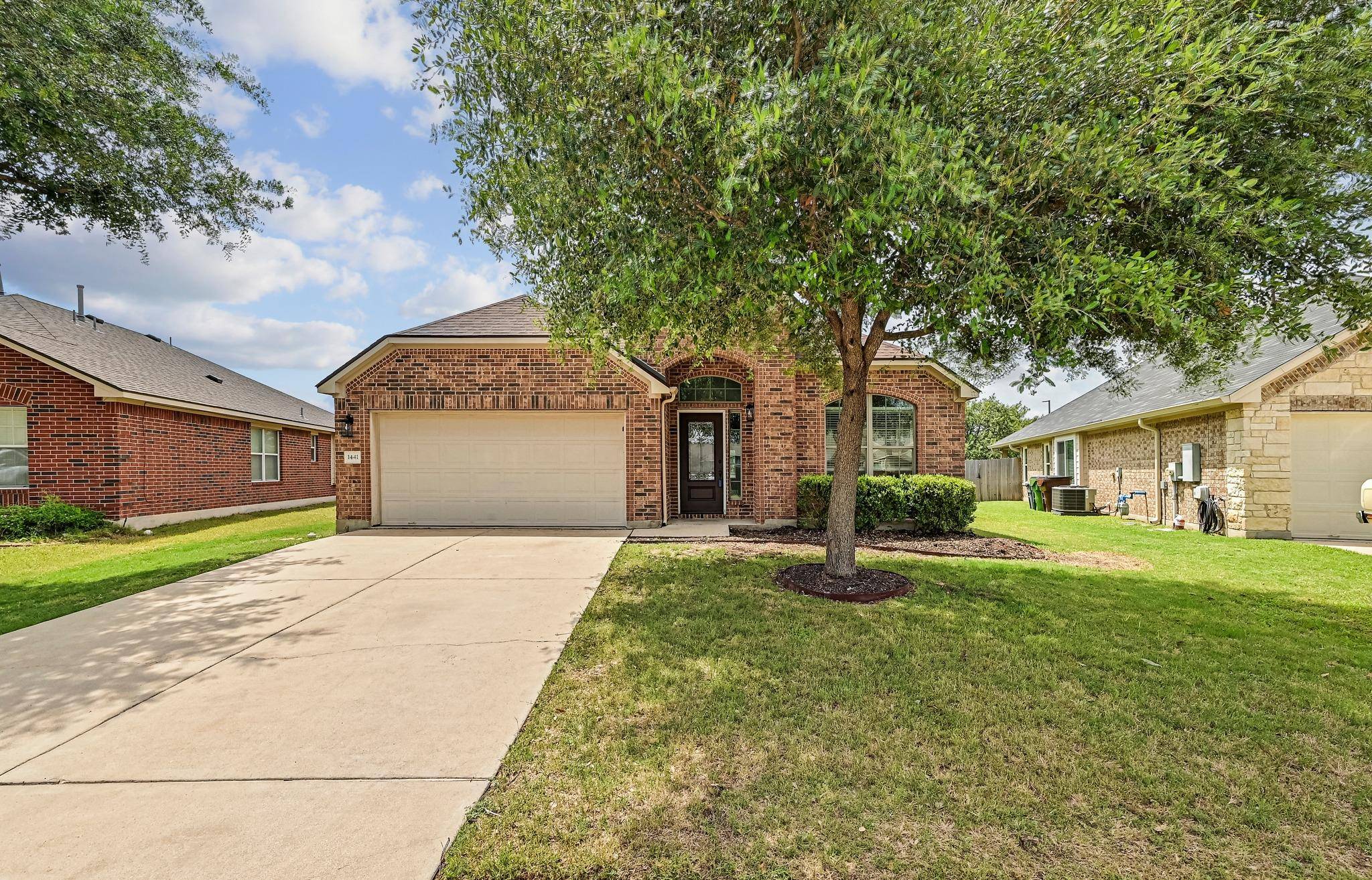 1441 Rainbow Parke DR, Round Rock, TX 78665