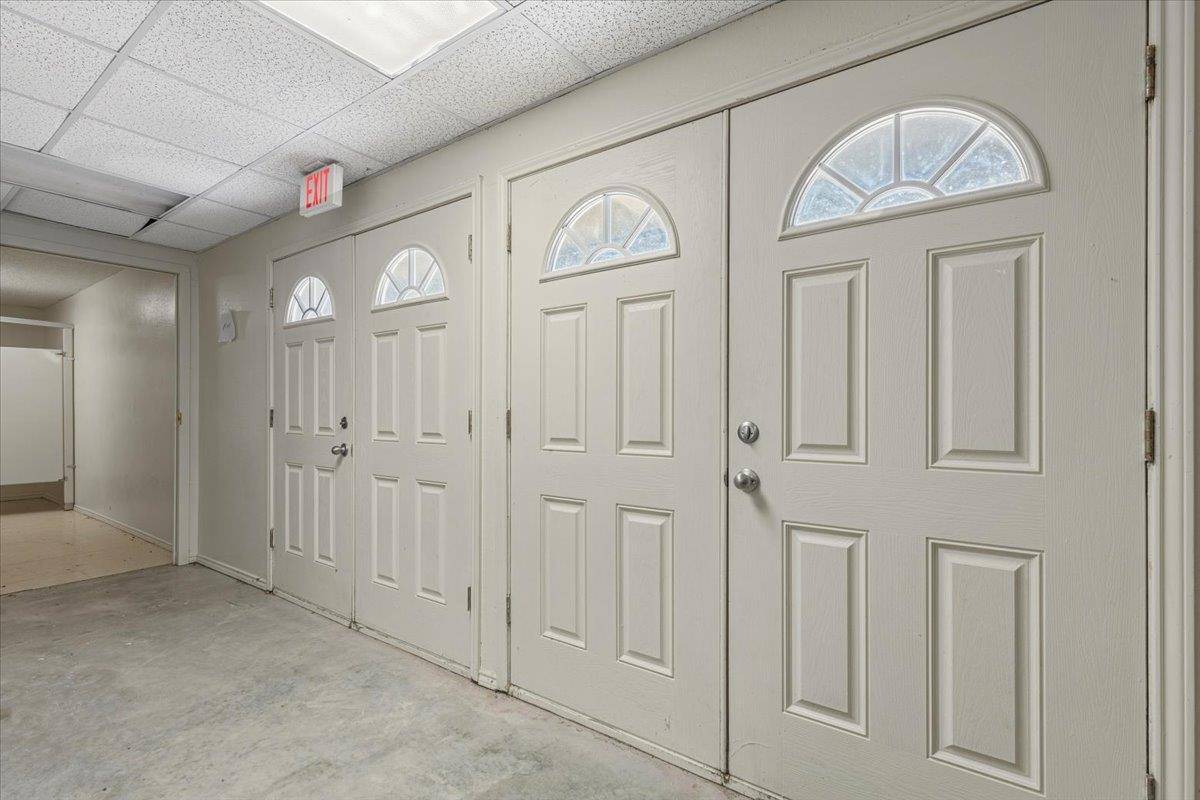 2418 Fm 1704, Elgin, TX 78621