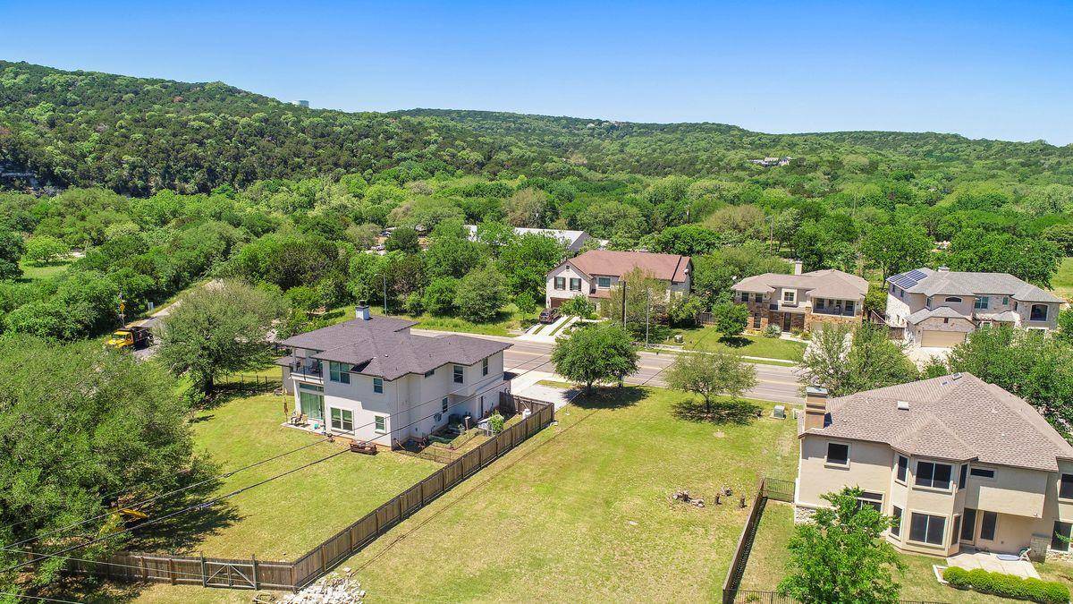 6204 Yaupon DR, Austin, TX 78759