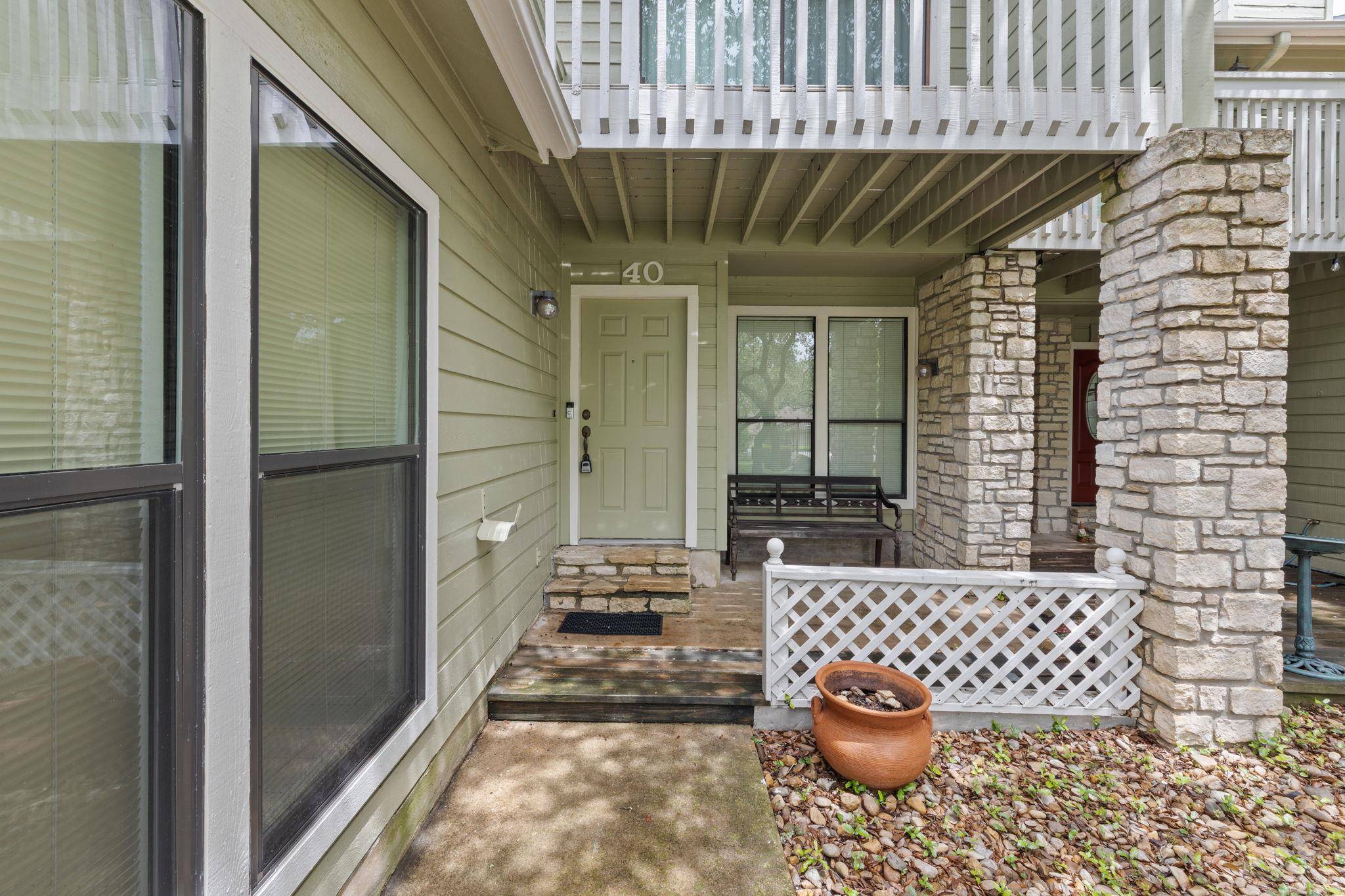 40 Cypress PT, Wimberley, TX 78676