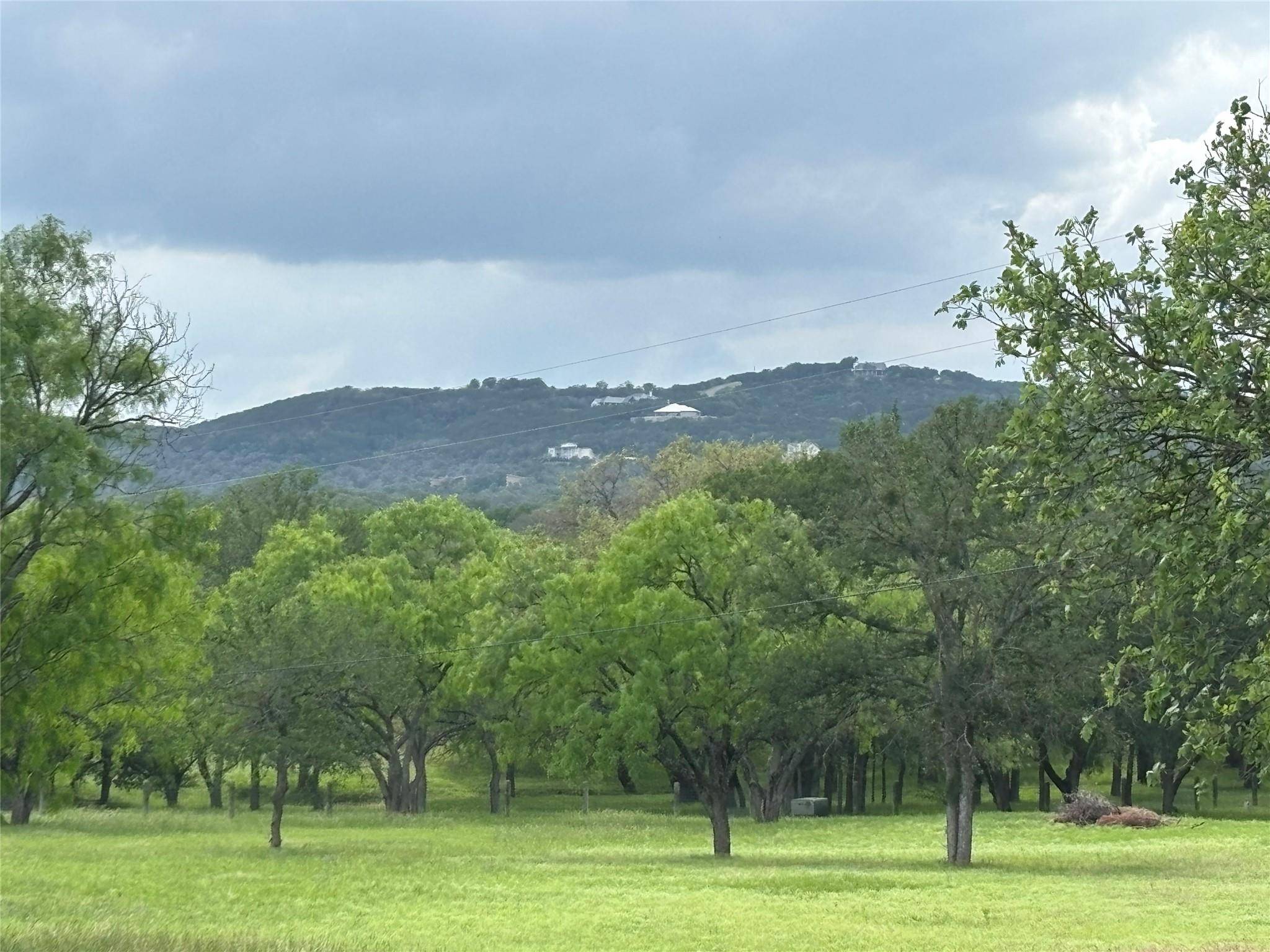 130 Primera CT, Kingsland, TX 78609