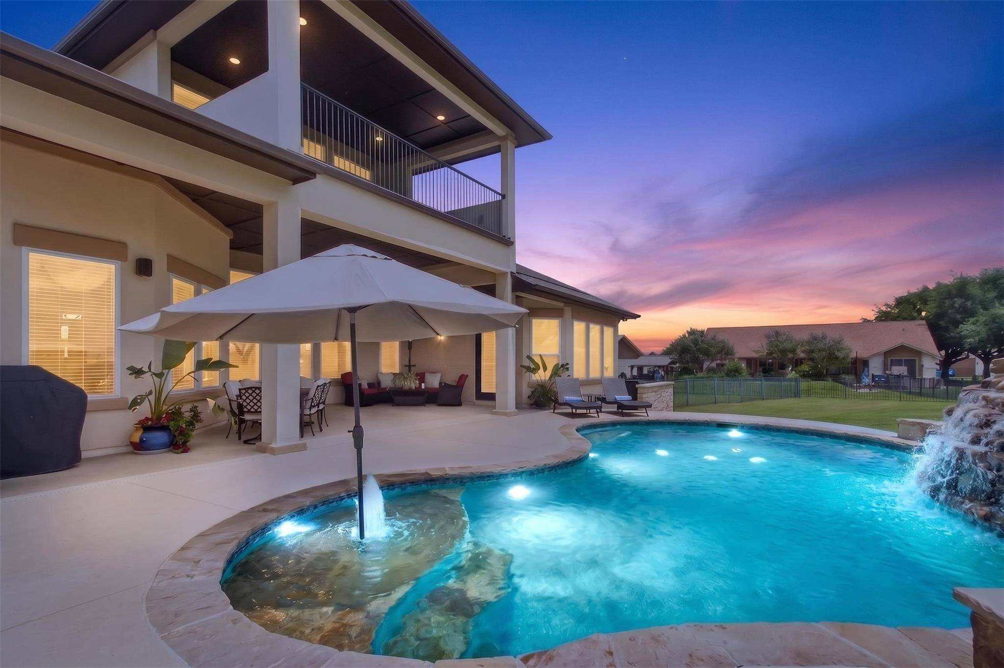104 Far Meadow DR, Kingsland, TX 78639