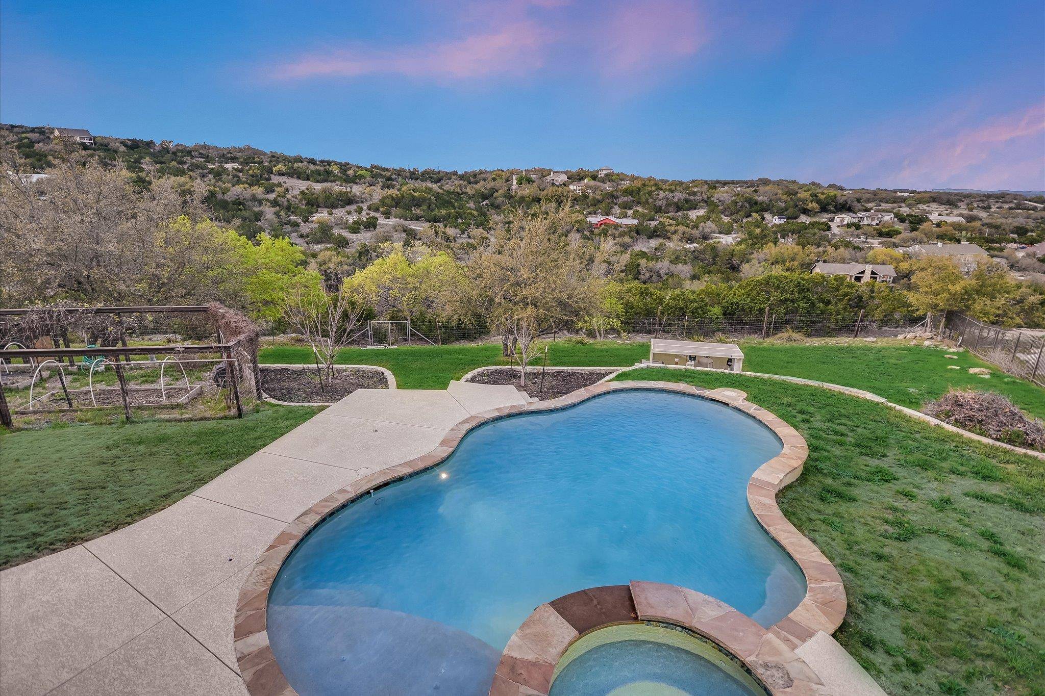 4408 Blacksmith CV, Spicewood, TX 78669