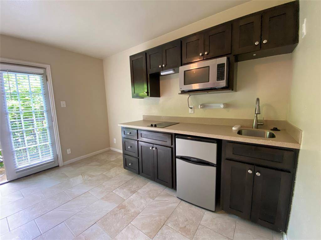 2402 Rio Grande ST #4, Austin, TX 78705