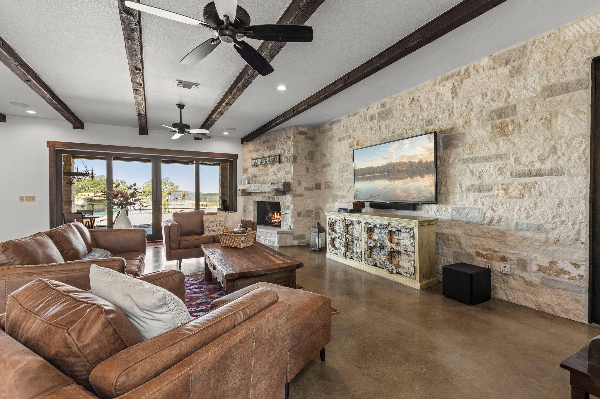 297 Kylie Rae CT, Round Mountain, TX 78663