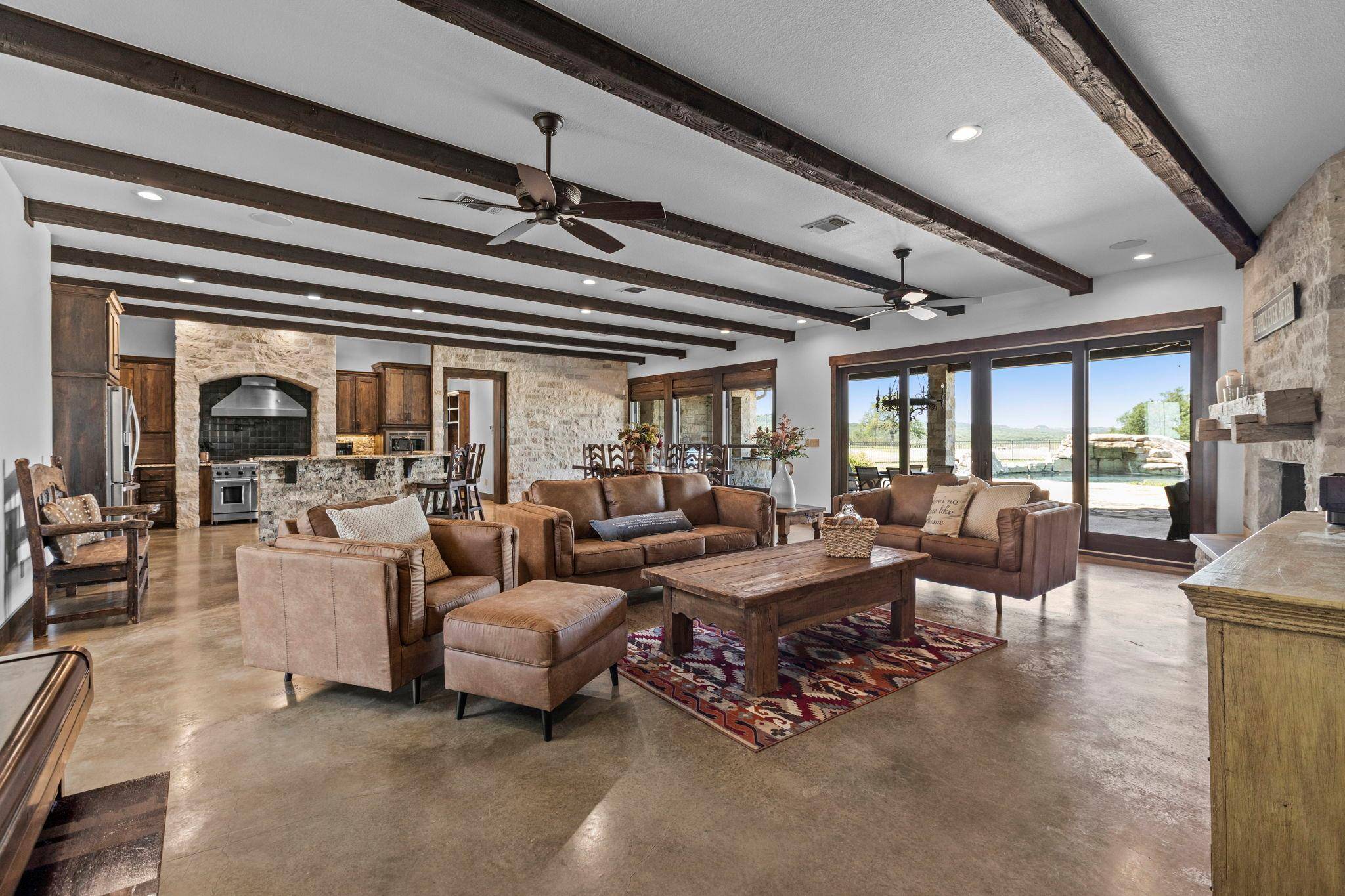 297 Kylie Rae CT, Round Mountain, TX 78663