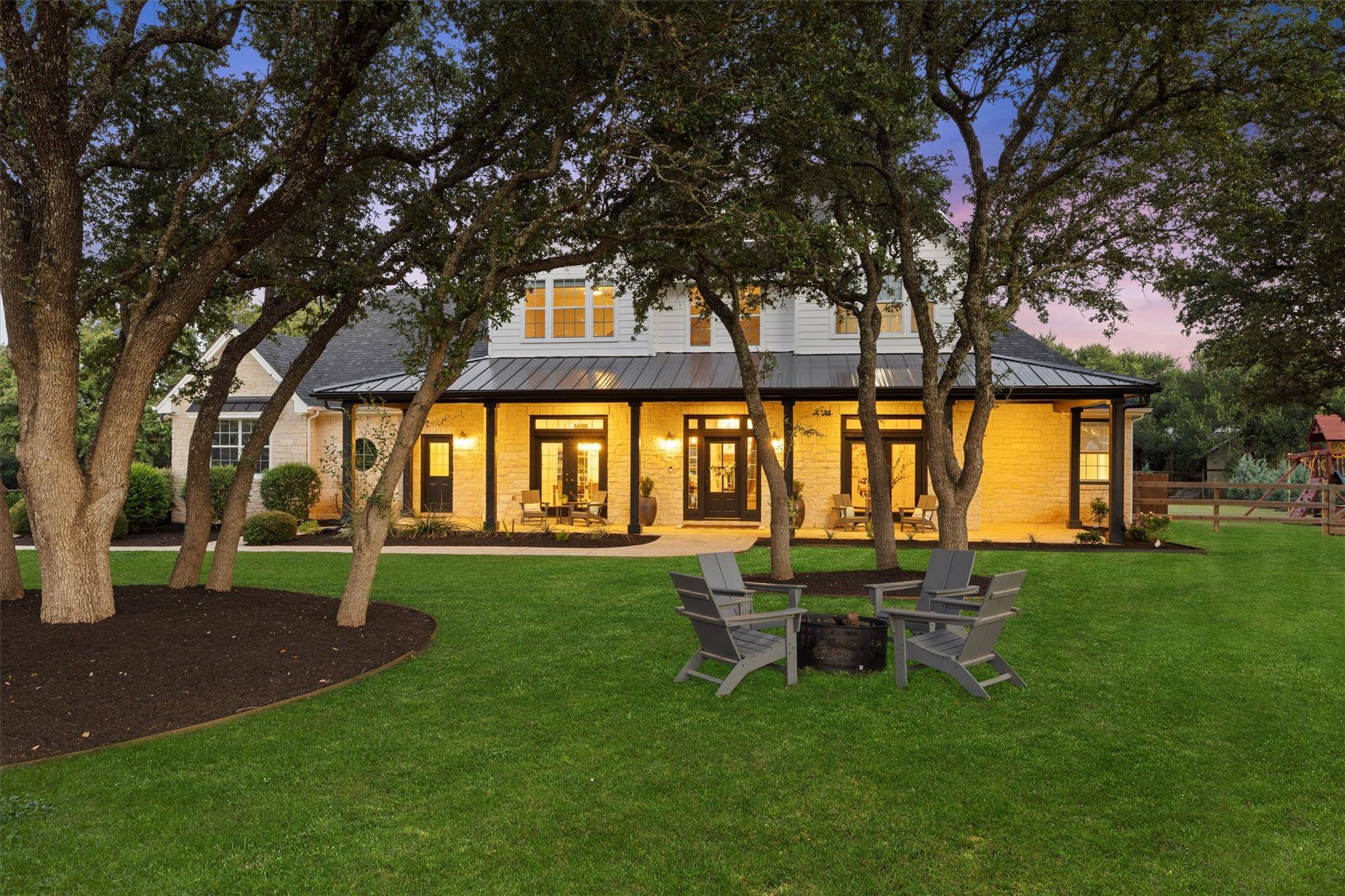 140 Vincas Shadow CT, Driftwood, TX 78619