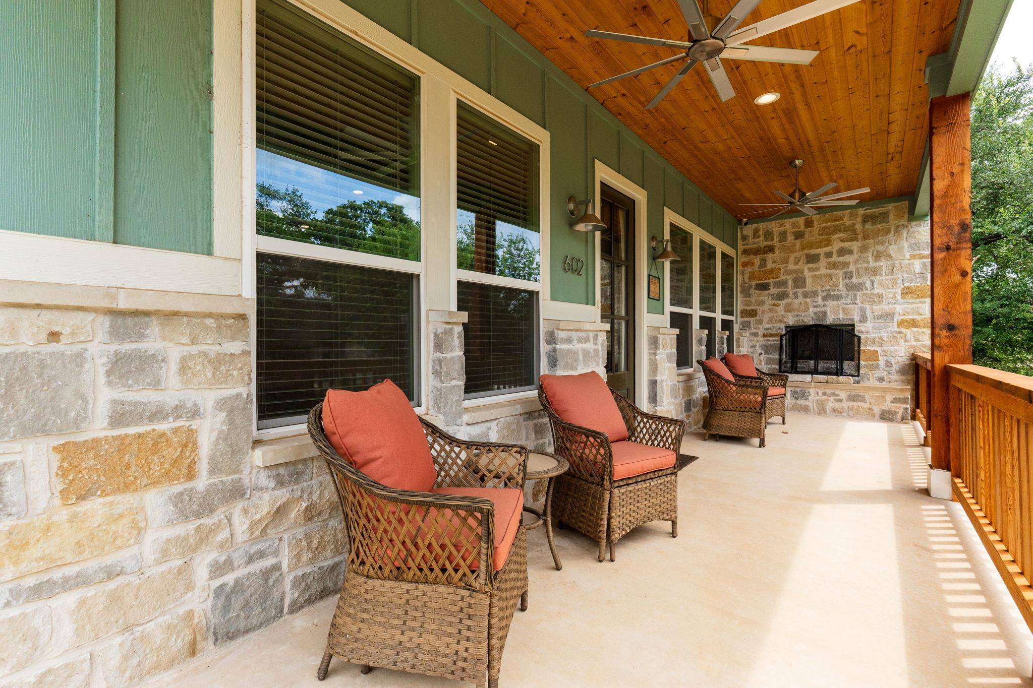 602 N Shorewood DR, Granite Shoals, TX 78654