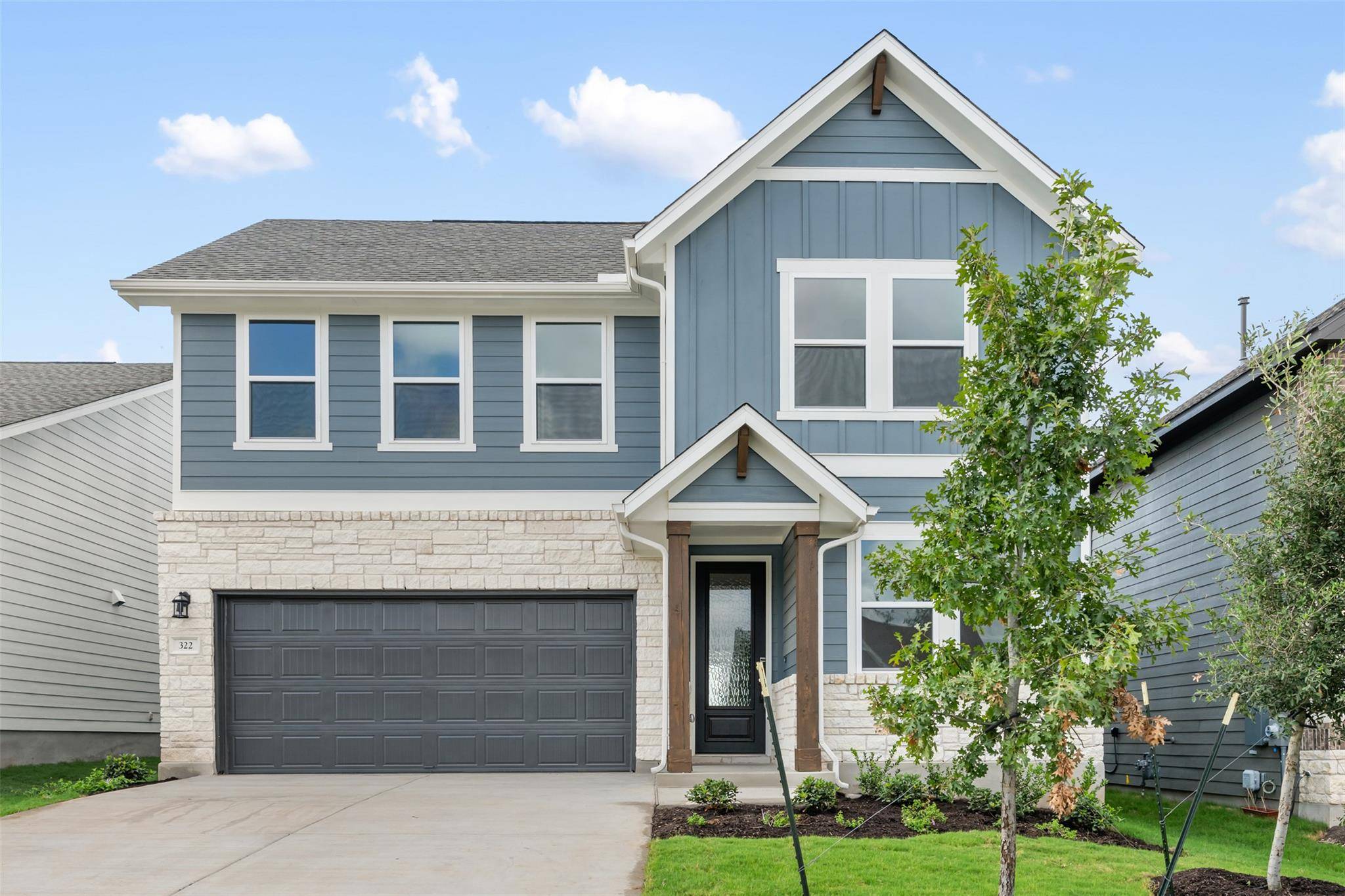 261 Crater Lake DR, Dripping Springs, TX 78620