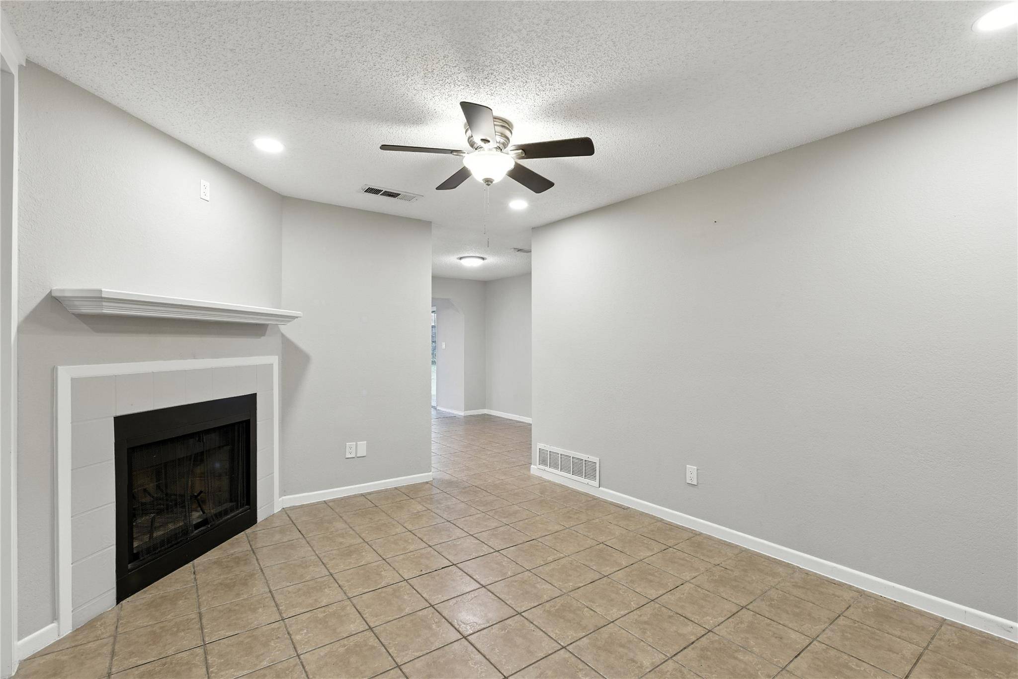 4103 Koala DR, Killeen, TX 76543