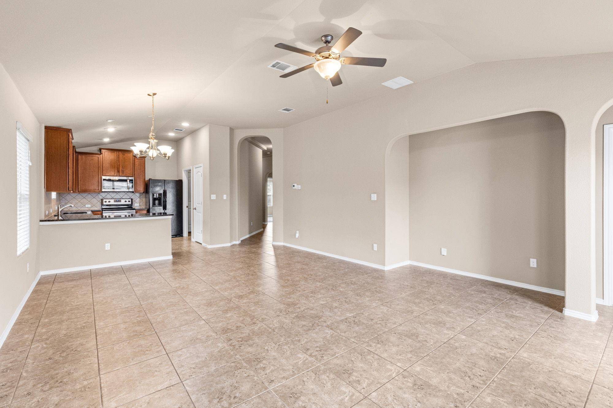 19308 Stokes LN, Pflugerville, TX 78660