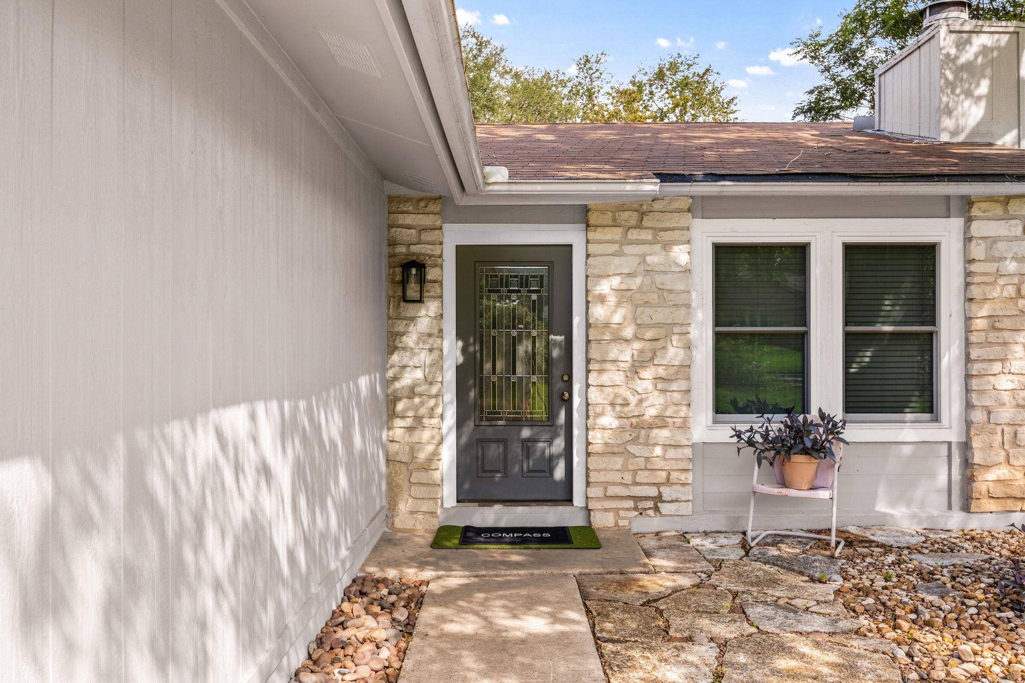 9106 Marsh DR, Austin, TX 78748