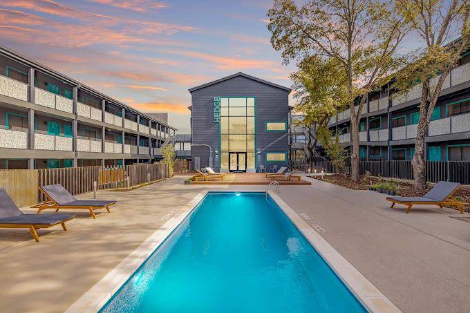 8300 N Interstate 35 SVRD B HWY, Austin, TX 78753