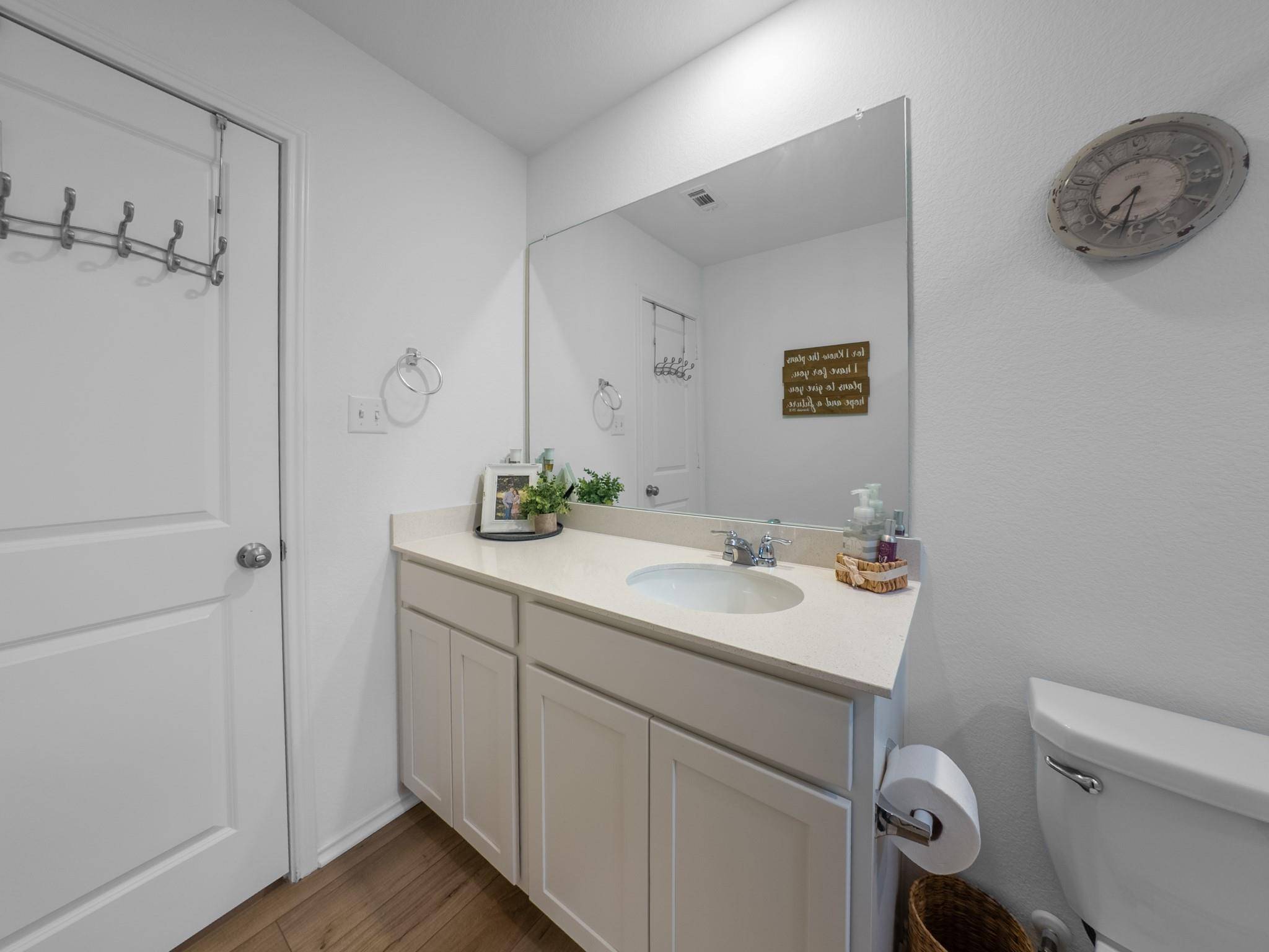 440 Sebring CIR, Hutto, TX 78634
