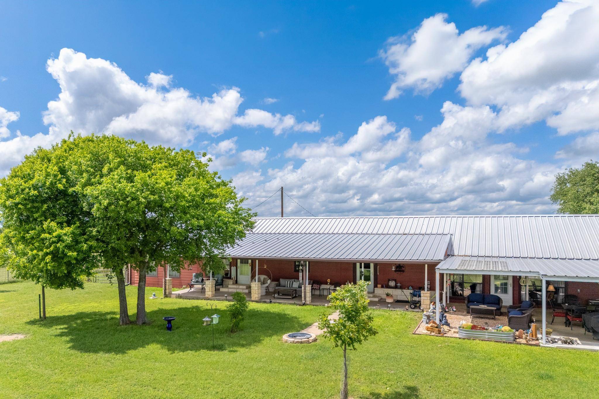 1360 Us Highway 84 HWY W, Mullin, TX 76864