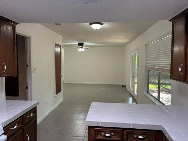 1507 Casey LN, Round Rock, TX 78664