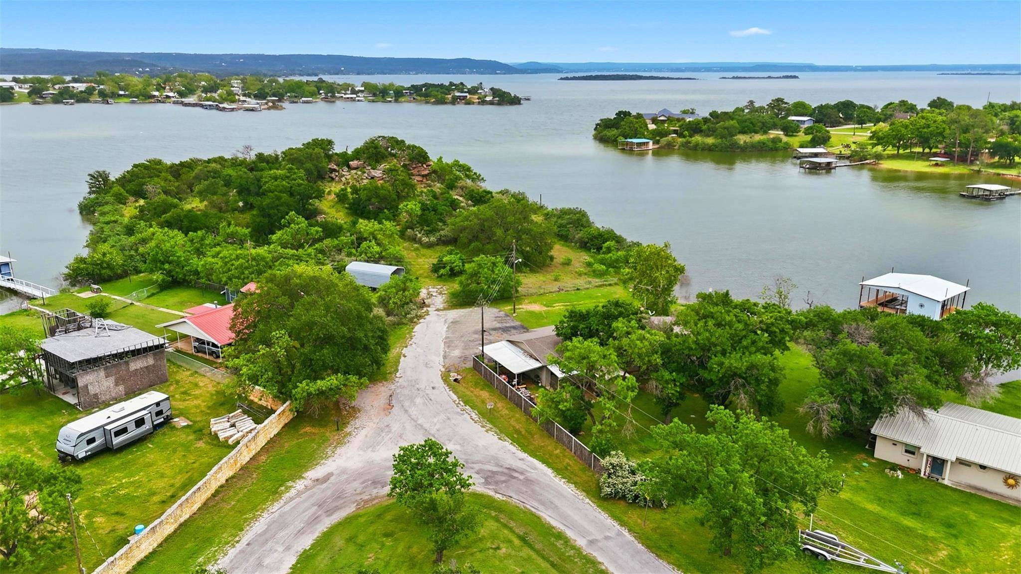 1412 Parkway ST, Tow, TX 78672