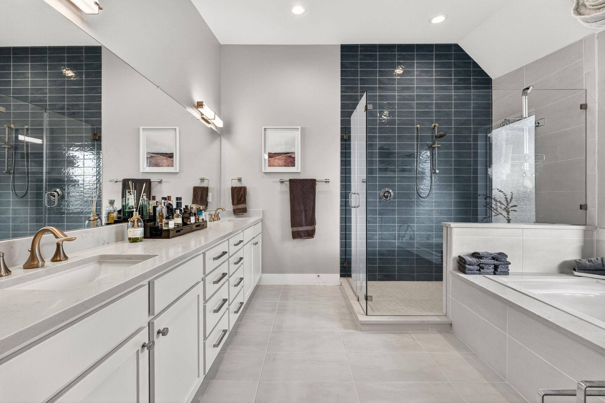 3501 Constitution DR, Lago Vista, TX 78645