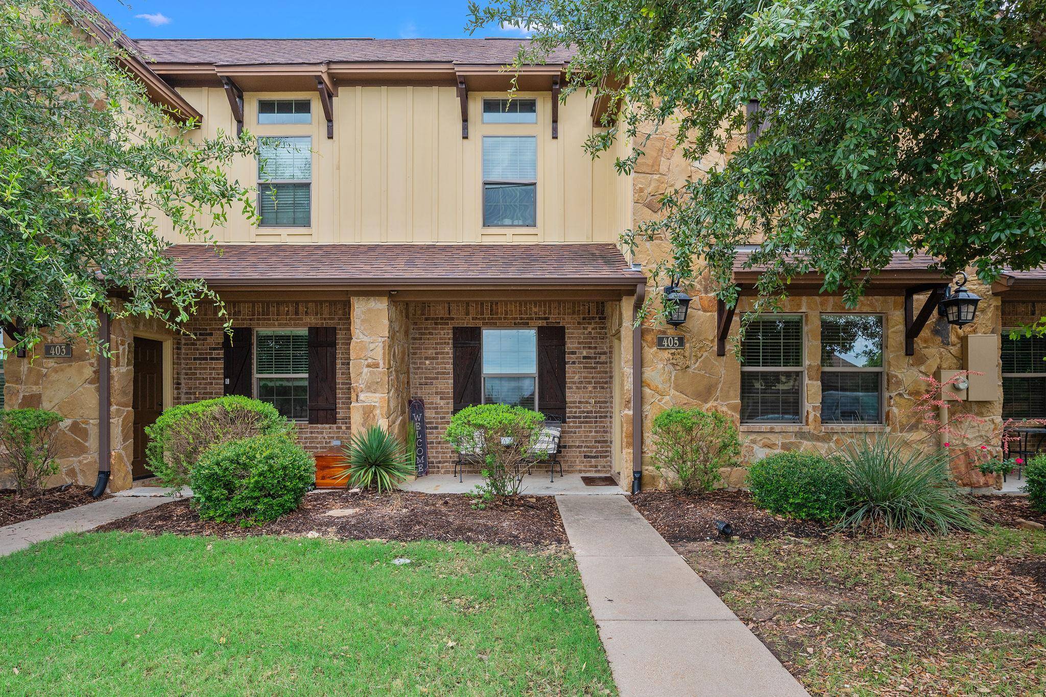 405 Momma Bear DR, College Station, TX 77845