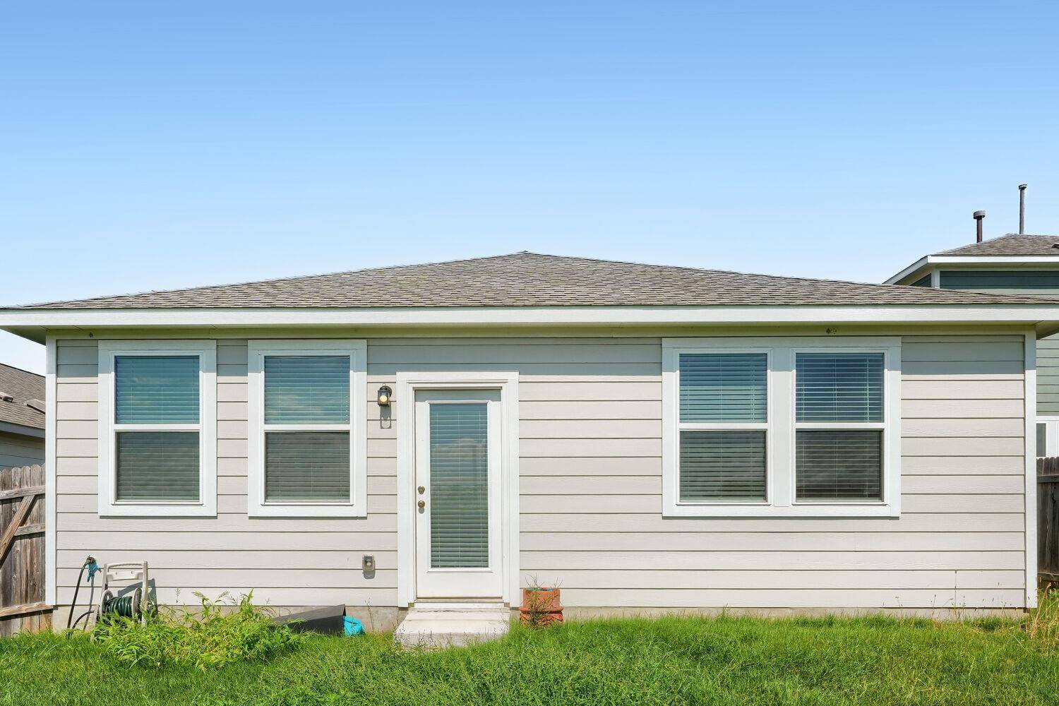 13216 Desert Orchid DR, Buda, TX 78610