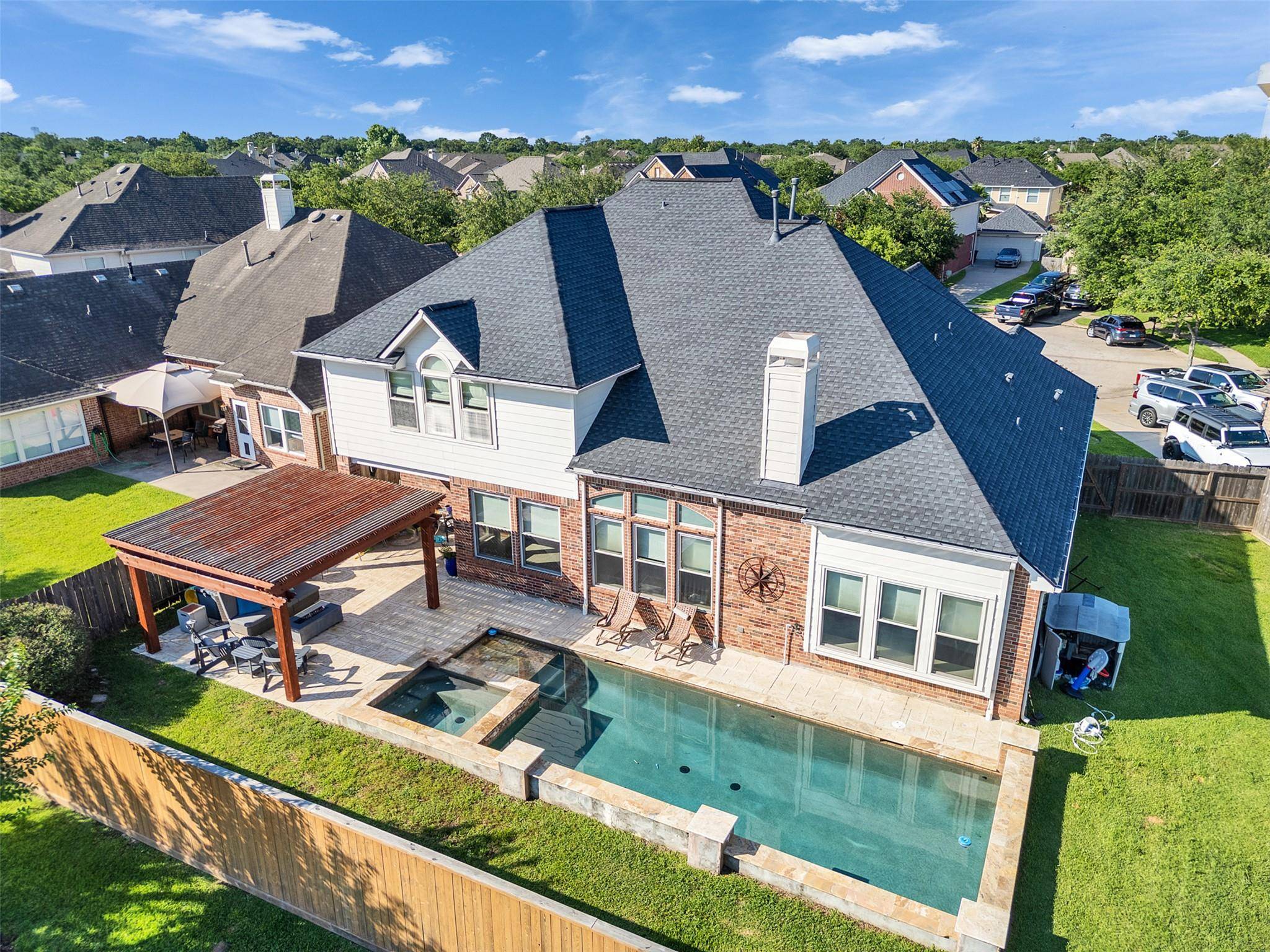 607 Ivory Stone LN, League City, TX 77573