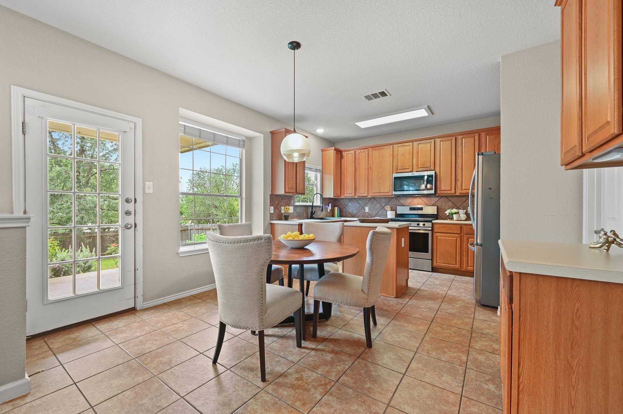 10701 Beard Ave, Austin, TX 78748