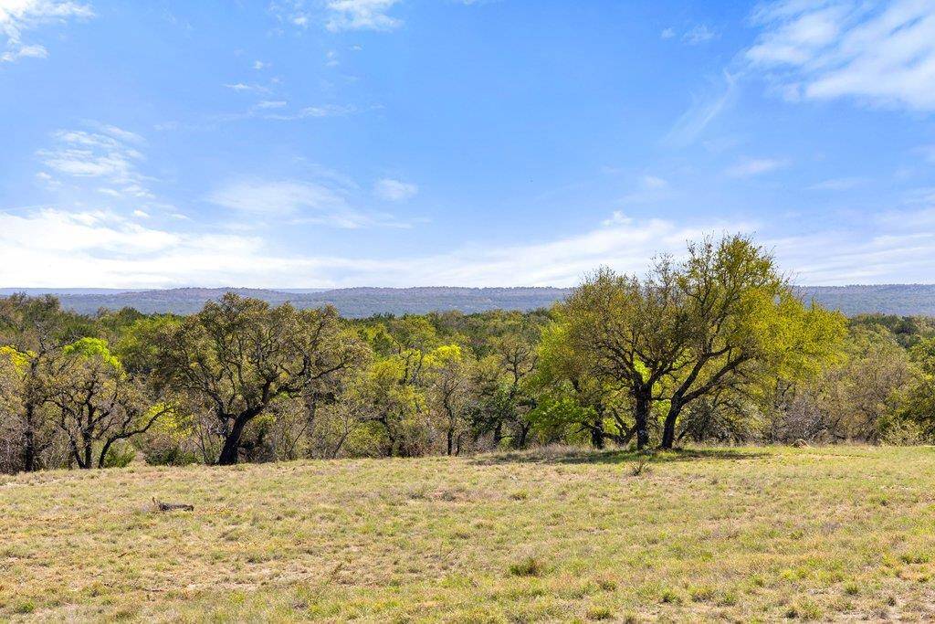 Lot 19 Stone Ridge Mountain DR, Round Mountain, TX 78663