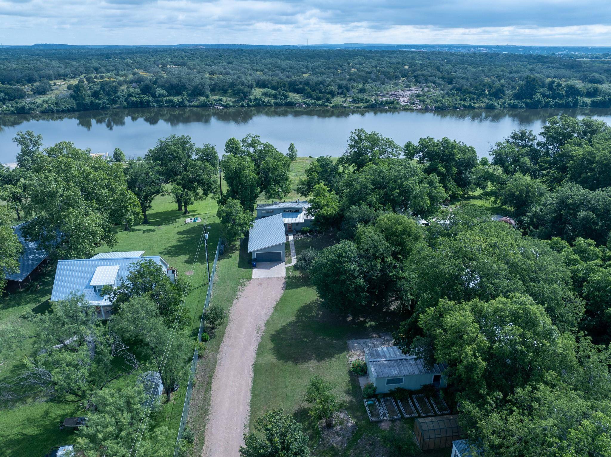 3721 Lakeview DR, Cottonwood Shores, TX 78657
