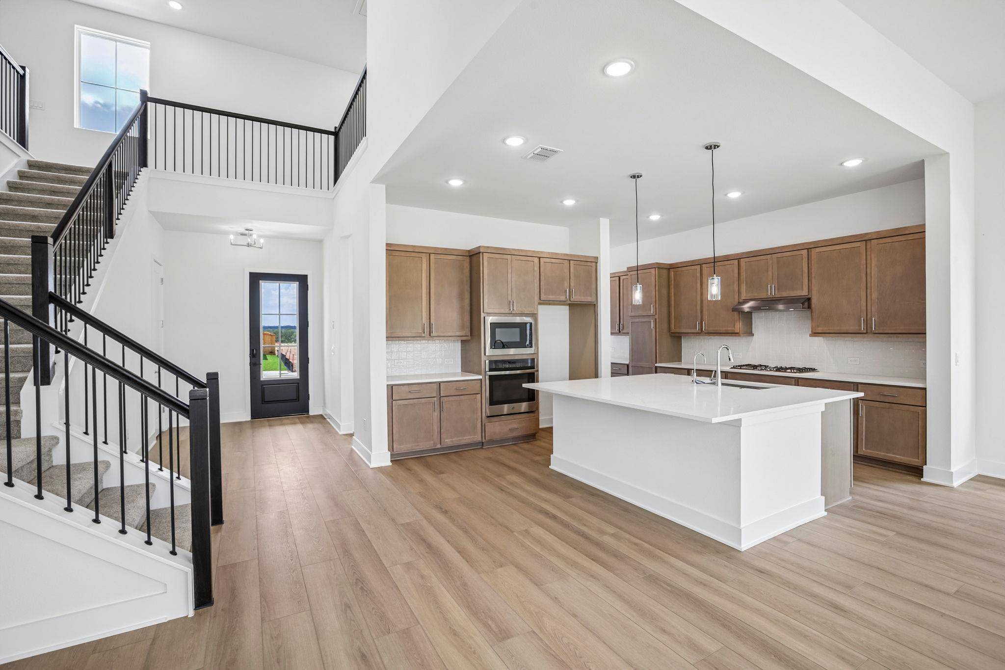 122 Christian Springs DR, Kyle, TX 78640