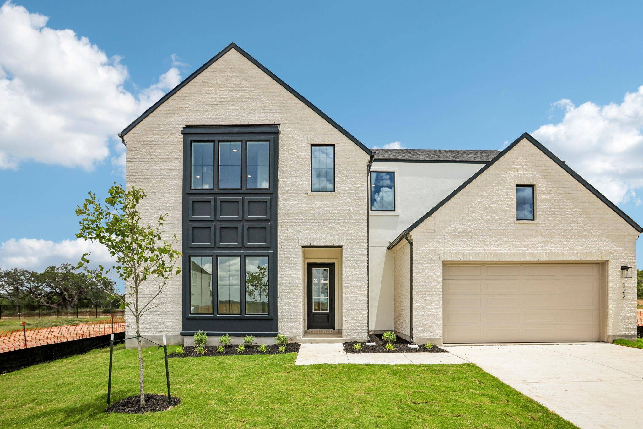122 Christian Springs DR, Kyle, TX 78640