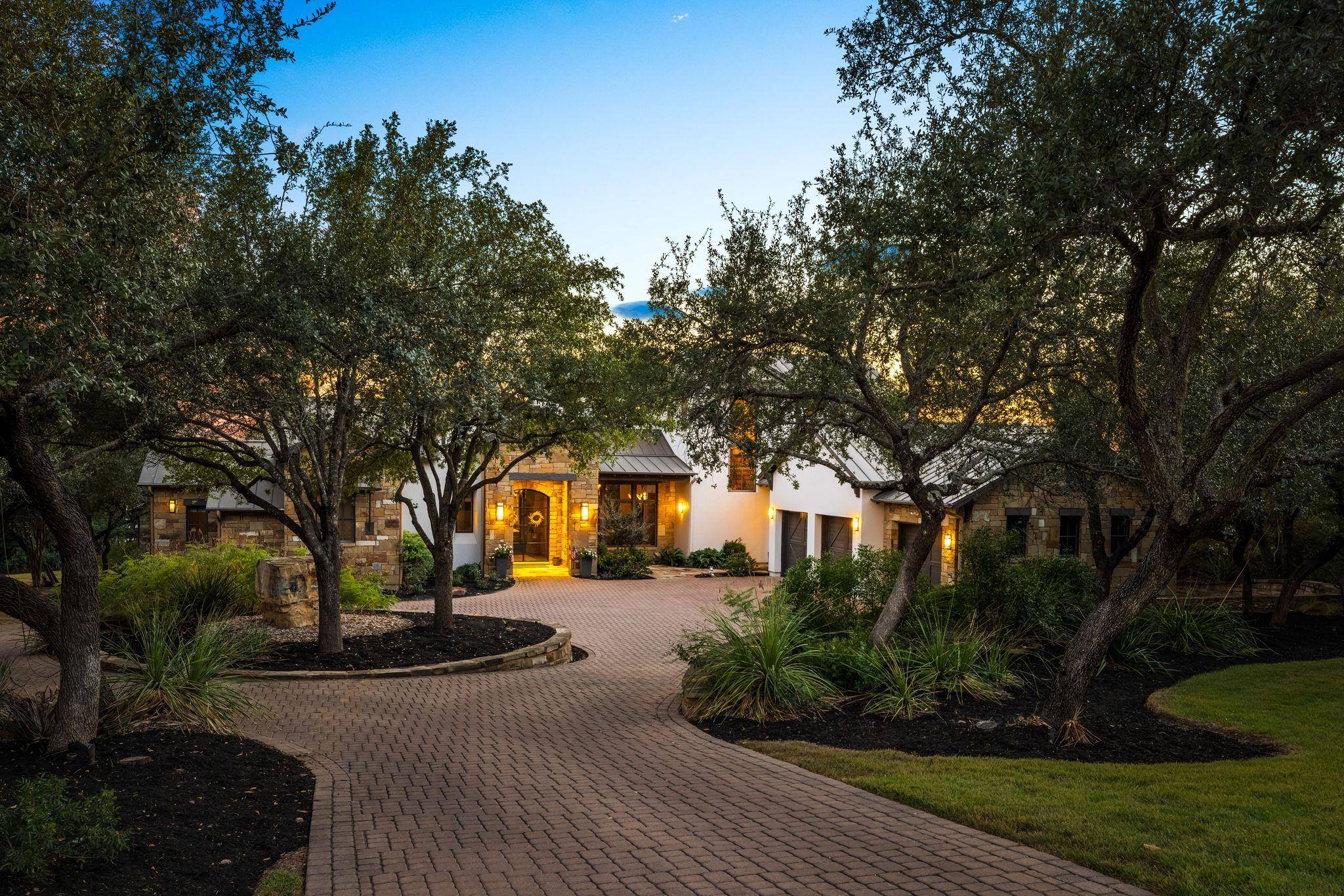 12317 Emory Oak LN, Austin, TX 78738