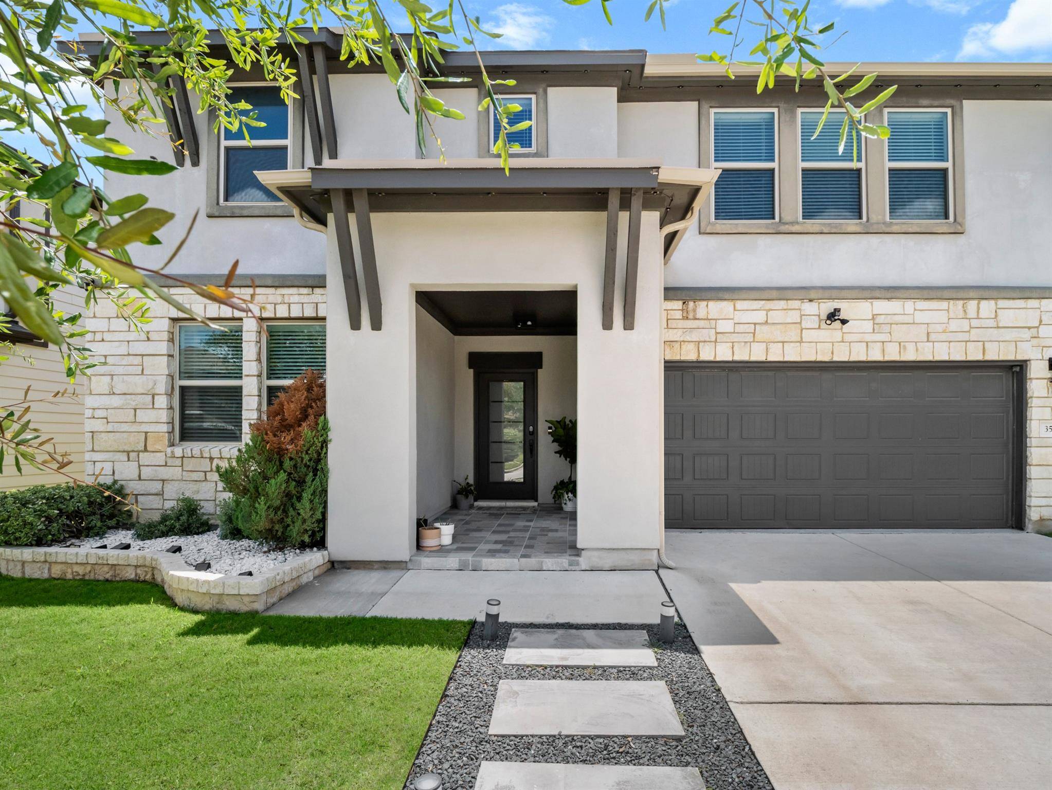 353 Capstone RD, Liberty Hill, TX 78642