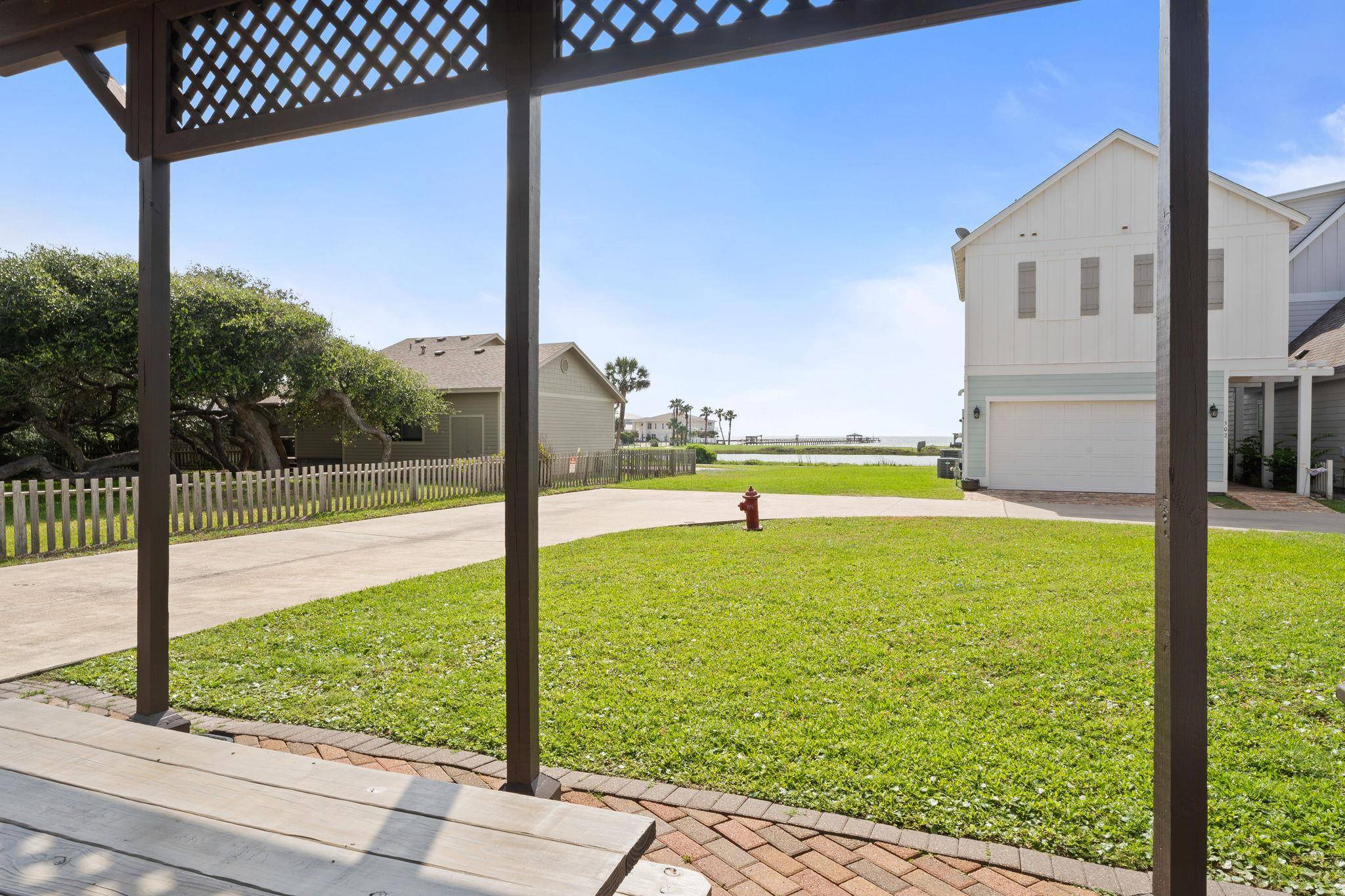 412 Sailhouse WAY, Rockport, TX 78382