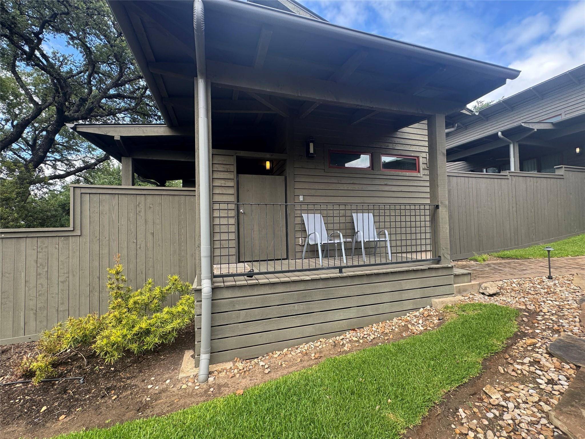 2113 Barbaro Way WAY #17, Spicewood, TX 78669